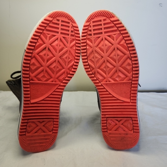 Suede Converse Allstars Hightops - Picture 9 of 12